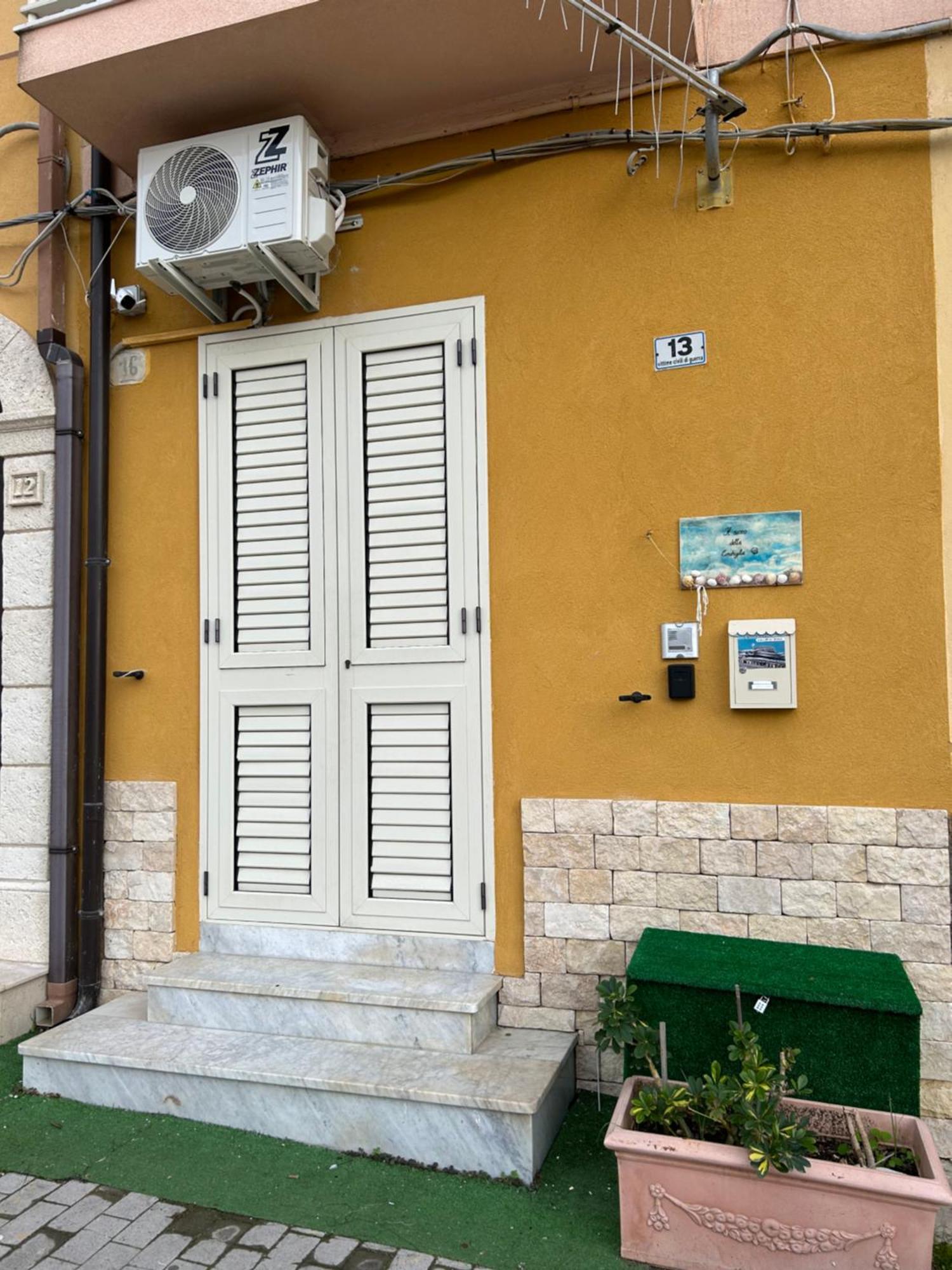 Il Suono Della Conchiglia Hotel Gela Bagian luar foto